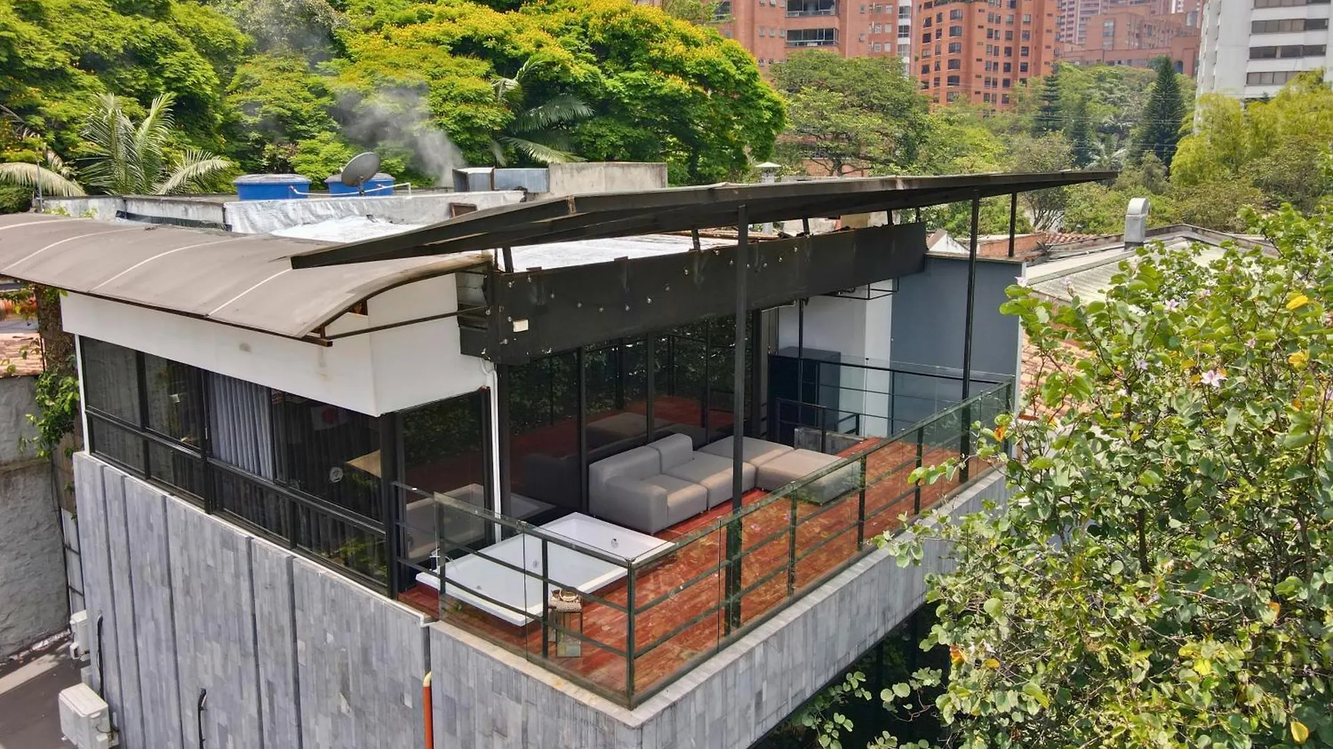 9Bdr Villa W Heated Pool & Jacuzzi In Provenza Medellin Colombia