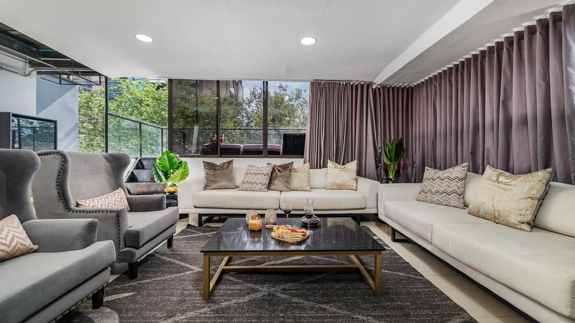 9Bdr Villa W Heated Pool & Jacuzzi In Provenza Medellin