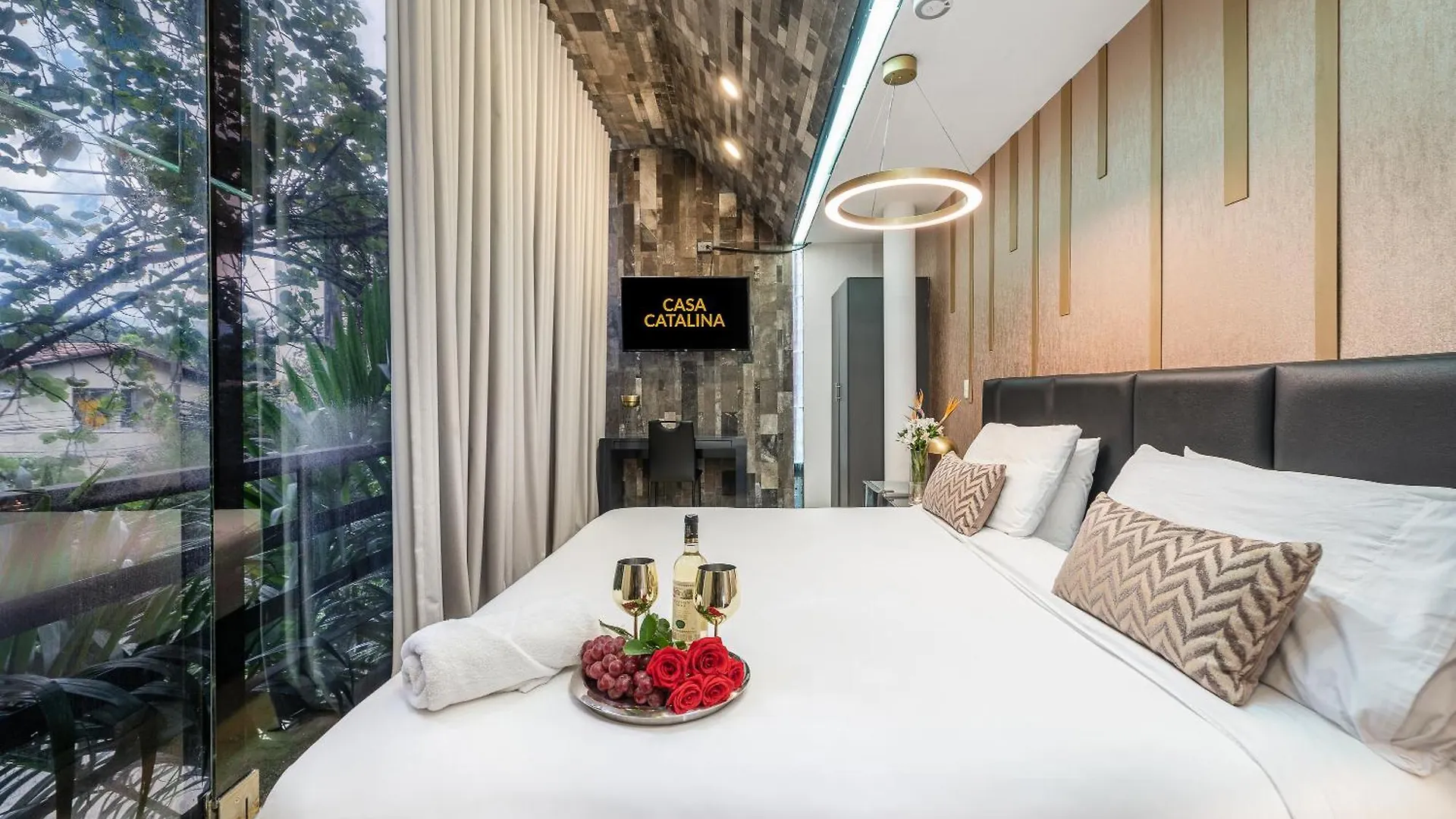 9Bdr Villa W Heated Pool & Jacuzzi In Provenza Medellin